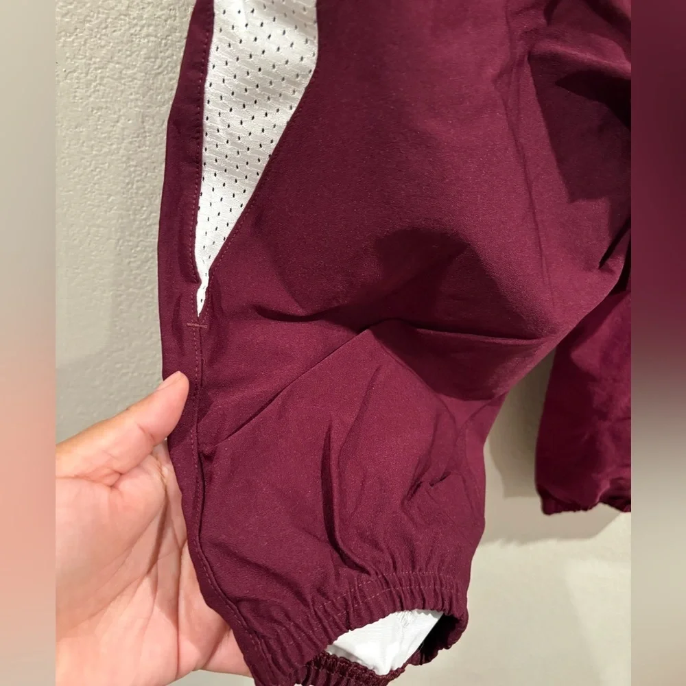 Adidas Woven Football Pants Maroon/White GG7414 Men’s Size Large NWT $90